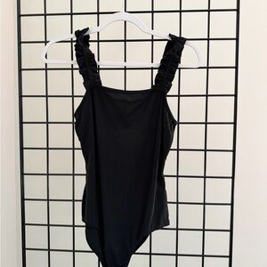 Le Lis Elegant Black Bodysuit